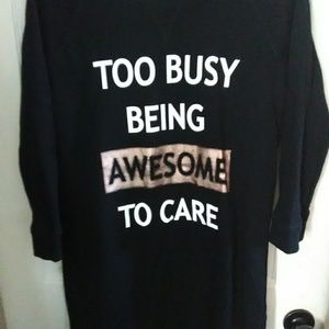 Sweatshirt or dress worn with leggings